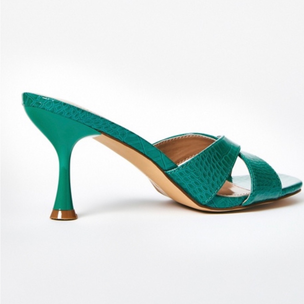 Lilia Heeled Sandal - Tropical Green - Picture 2 of 7